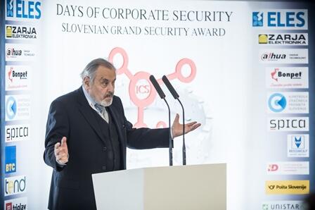 ICS konferenca 1 145